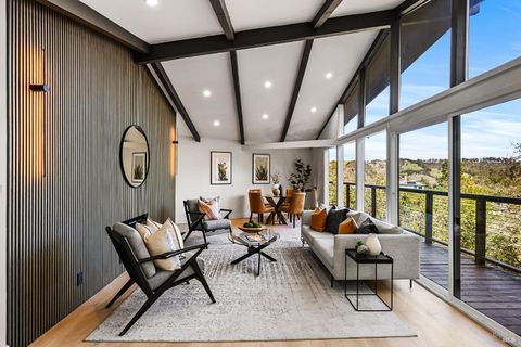 Photo of 723 Redwood Road, San Anselmo, CA 94960 (MLS # 326011451)