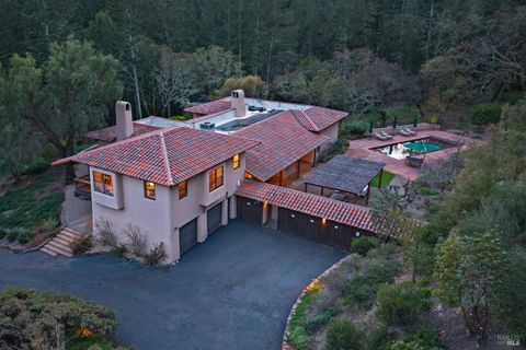 Photo of 77 Oso Trail, Glen Ellen, CA 95442 (MLS # 326015038)