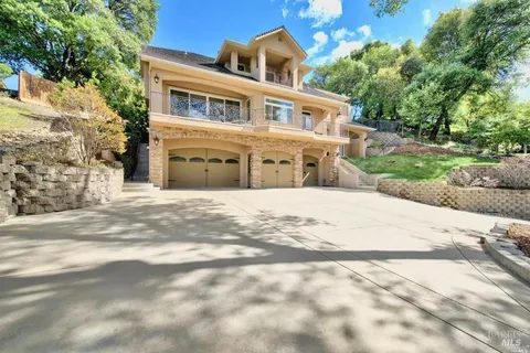 MLS: 325019328