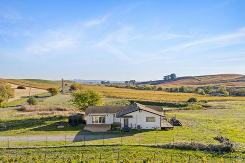 Photo of 1301 Duhig Road, Napa, CA 94559 (MLS # 325103593)