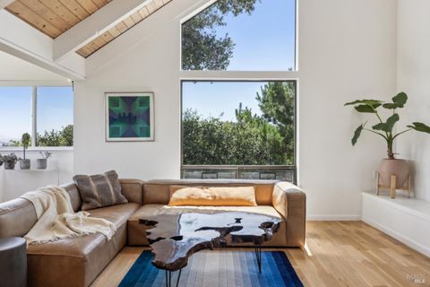 Photo of 85 Ridge Road, Fairfax, CA 94930 (MLS # 325049214)