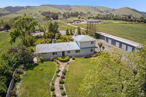 Photo of 24265 Arnold Drive, Sonoma, CA 95476 (MLS # 325037558)