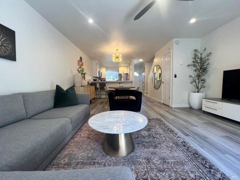 Featured picture for the property 324050192
