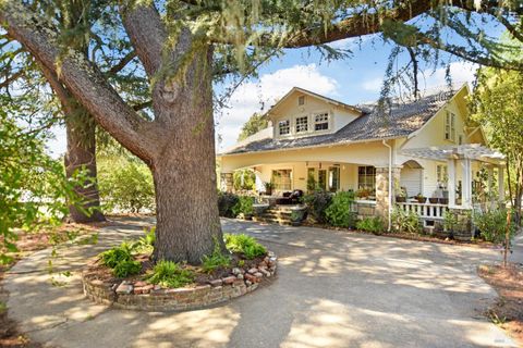 Photo of 19450 Old Winery Road, Sonoma, CA 95476 (MLS # 326003994)