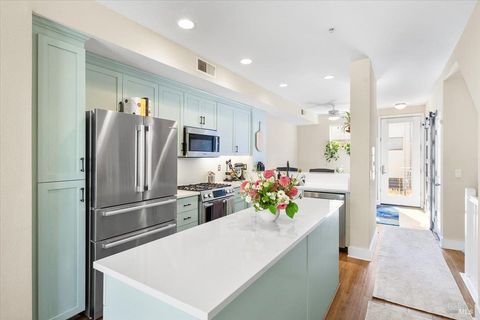 Photo of 310 City Center Drive, Rohnert Park, CA 94928 (MLS # 325073688)