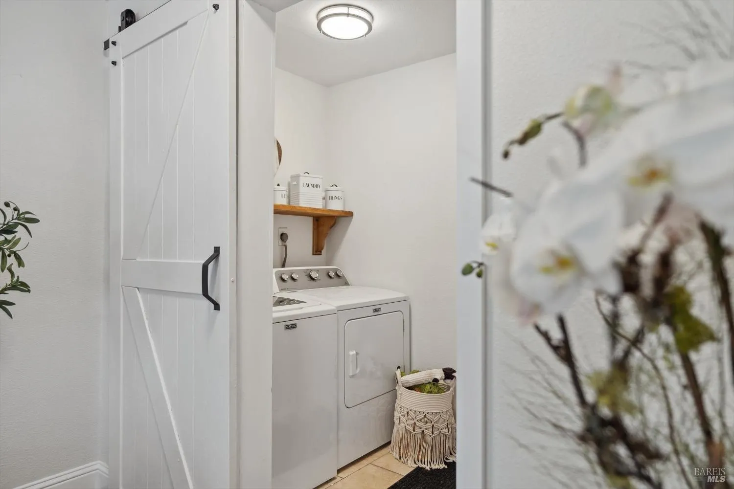 Napa, California 94559, United States, 3 Bedrooms Bedrooms, ,1 BathroomBathrooms,Residential,Contingent,41863