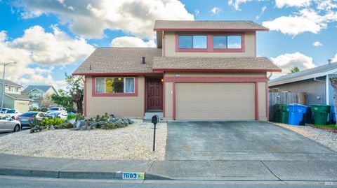 Photo of 1603 Gladstone Way, Rohnert Park, CA 94928 (MLS # 326013149)