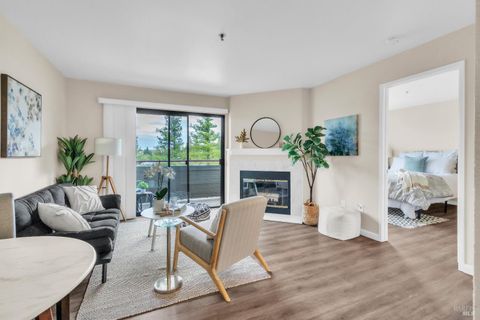 Photo of 202 Mariner Way, Novato, CA 94945 (MLS # 326015311)