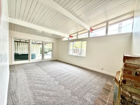 Photo of 240 S 7th Street, Dixon, CA 95620 (MLS # 325101286)