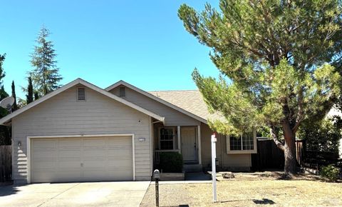 Photo of 2103 Oat Hill Court, Calistoga, CA 94515 (MLS # 325073686)