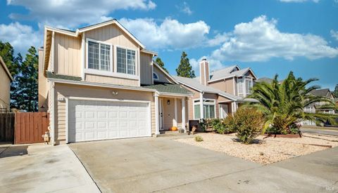 Photo of 114 Birchwood Court, Suisun City, CA 94585 (MLS # 325092271) Photo of 114 Birchwood Court, Suisun City, CA 94585 (MLS # 325092271)