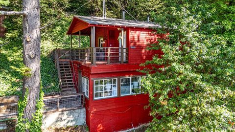 Photo of 15704 Old River Road, Guerneville, CA 95446 (MLS # 325069640)