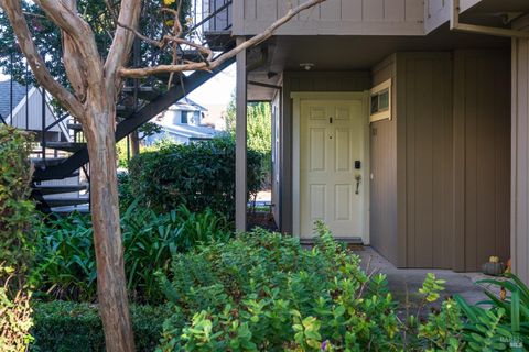 Photo of 7651 Camino Colegio, Rohnert Park, CA 94928 (MLS # 325100021)