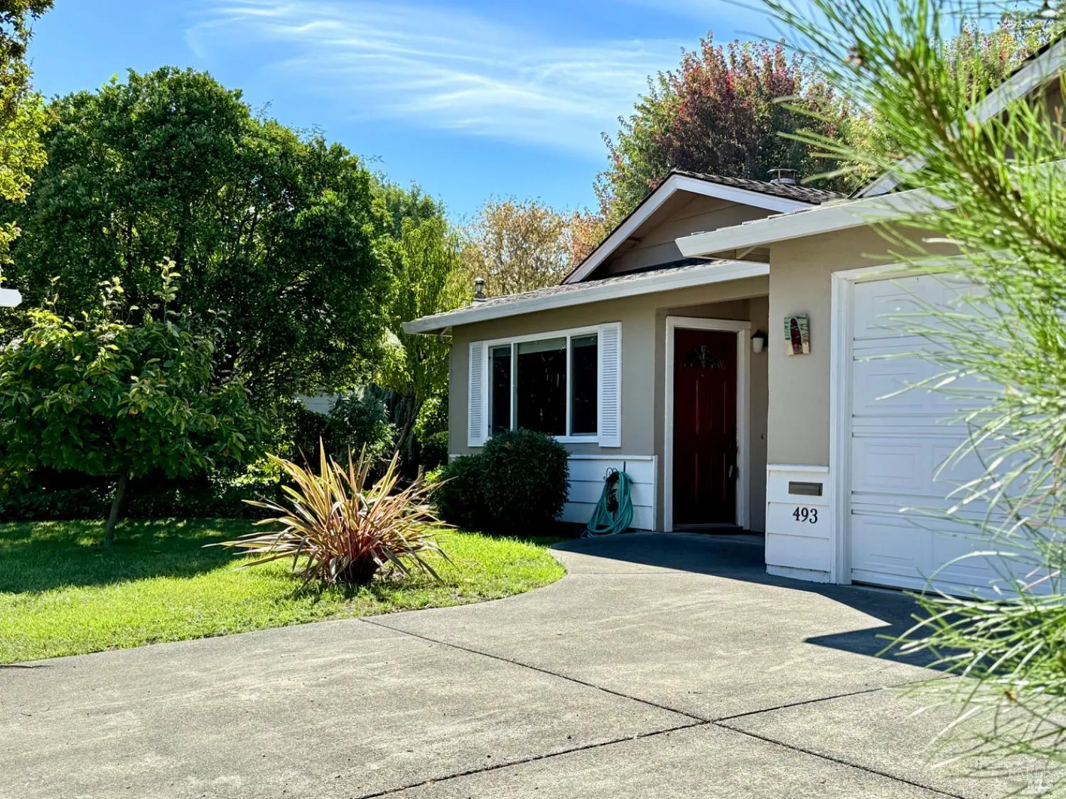 Santa Rosa, California 95401, United States, 3 Bedrooms Bedrooms, ,2 BathroomsBathrooms,Residential,Active,230485