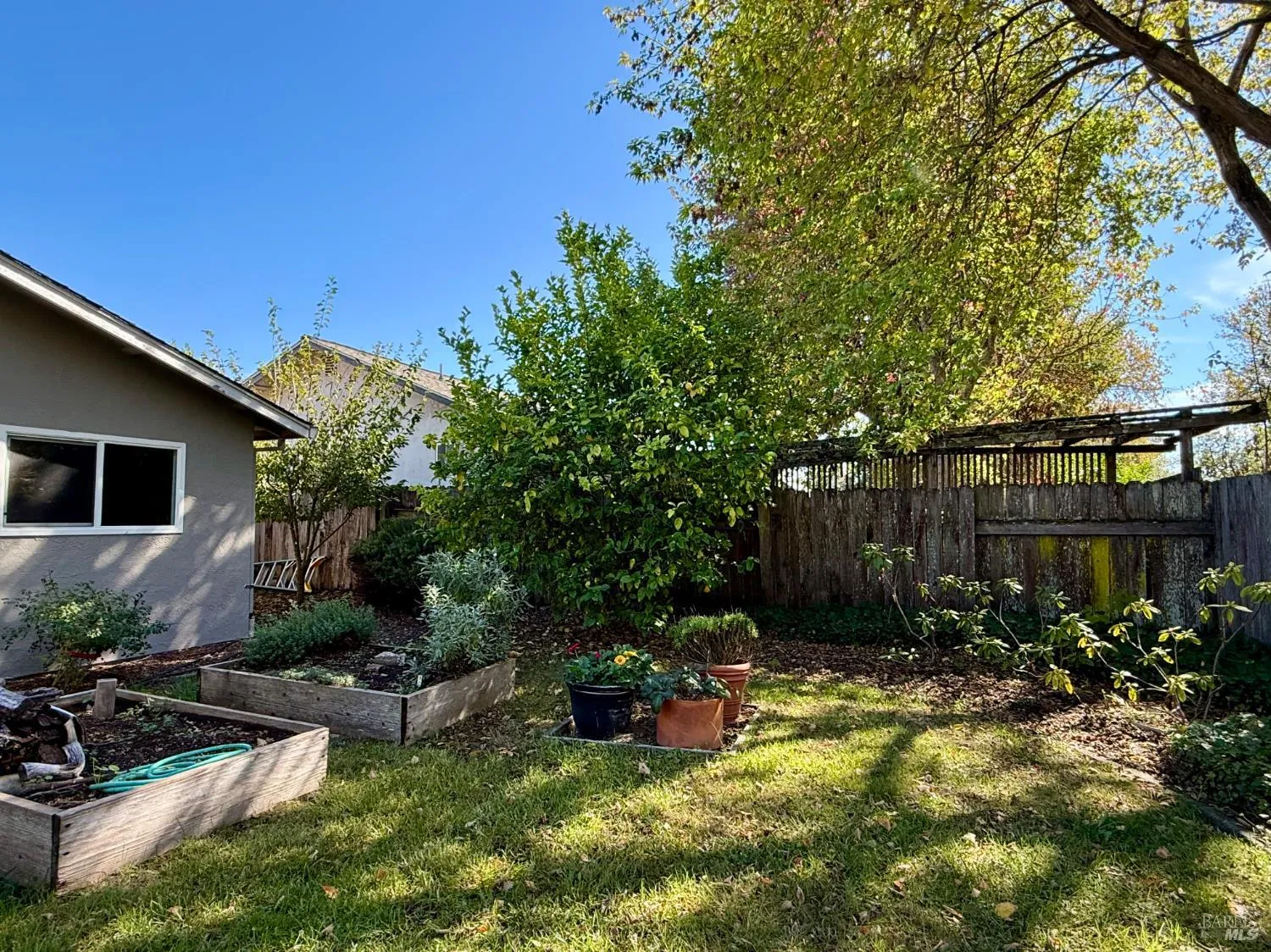 Santa Rosa, California 95401, United States, 3 Bedrooms Bedrooms, ,2 BathroomsBathrooms,Residential,Active,230485