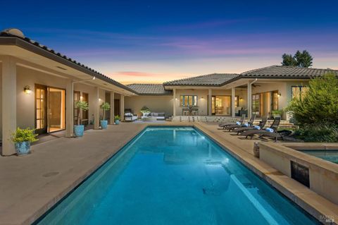Photo of 1057 Red Tail Road, Healdsburg, CA 95448 (MLS # 325076943)