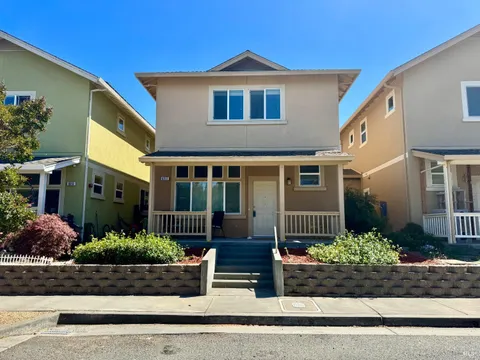 6917 Redwood Avenue, Sebastopol, CA 95472 - #: 325067513