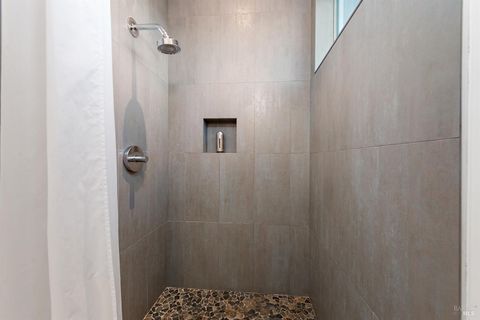 listing image 83