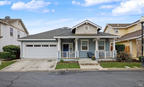 Photo of 984 Countrywood Circle, Vacaville, CA 95687 (MLS # 326013456)