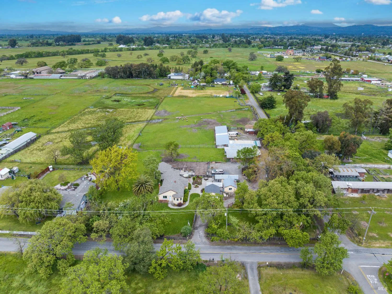 Santa Rosa, California 95407, United States, 3 Bedrooms Bedrooms, ,2 BathroomsBathrooms,Residential,Active,174550