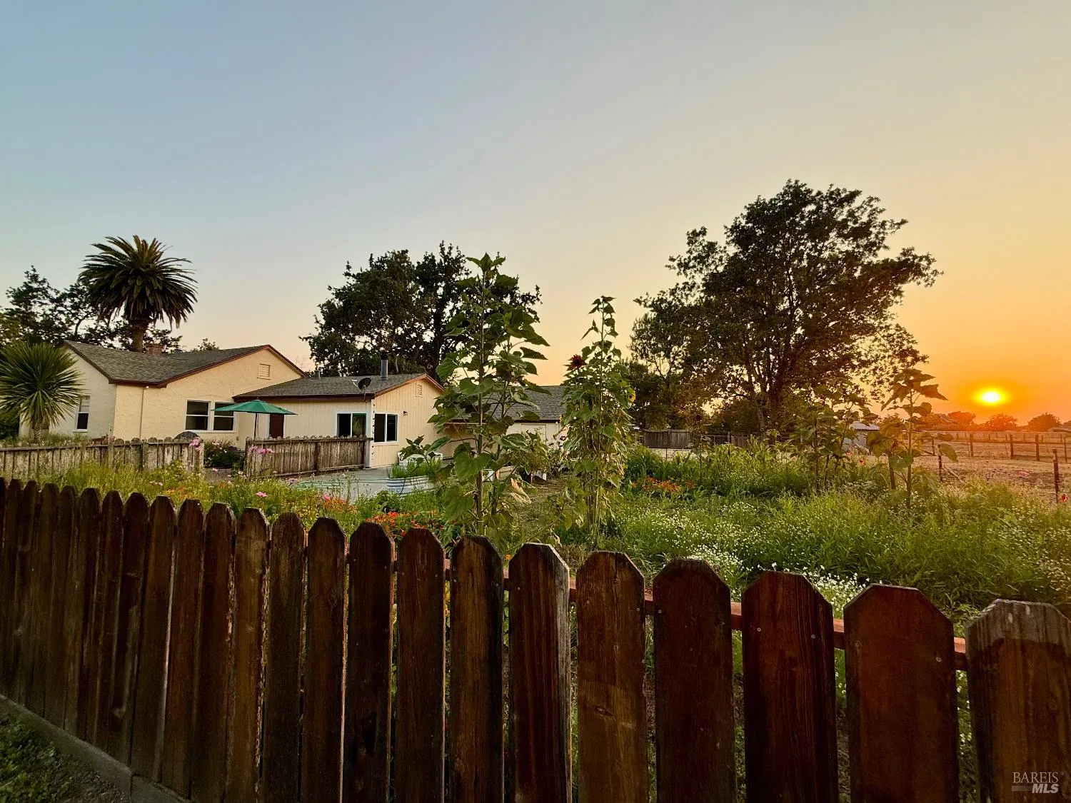 Santa Rosa, California 95407, United States, 3 Bedrooms Bedrooms, ,2 BathroomsBathrooms,Residential,Active,174550