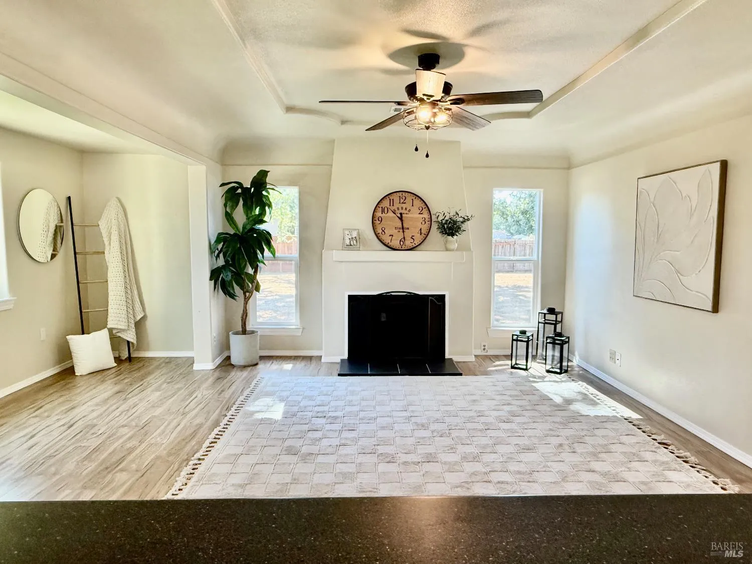 Santa Rosa, California 95407, United States, 3 Bedrooms Bedrooms, ,2 BathroomsBathrooms,Residential,Active,174550