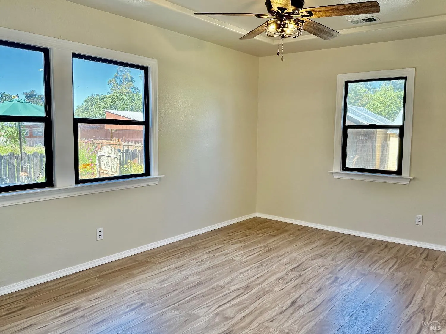 Santa Rosa, California 95407, United States, 3 Bedrooms Bedrooms, ,2 BathroomsBathrooms,Residential,Active,174550