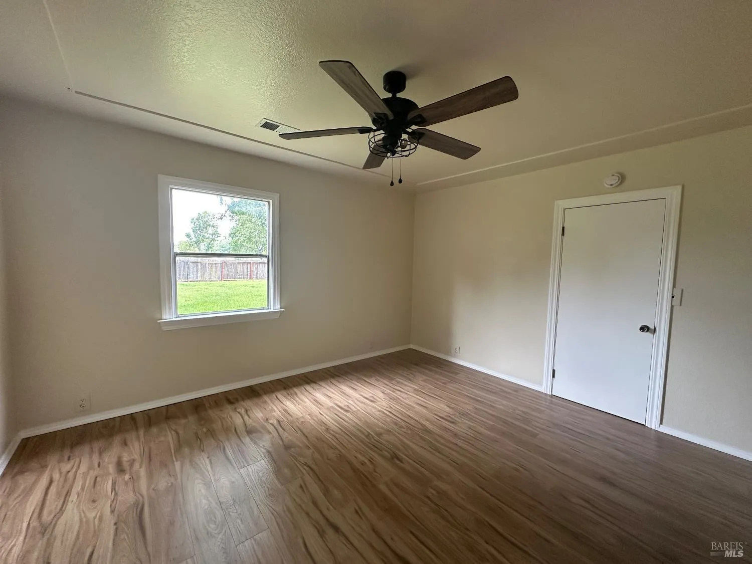 Santa Rosa, California 95407, United States, 3 Bedrooms Bedrooms, ,2 BathroomsBathrooms,Residential,Active,174550