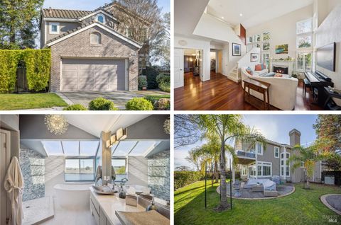 Photo of 35 Princeville Court, Petaluma, CA 94954 (MLS # 326010922)