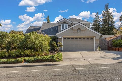 Photo of 564 Rose Drive, Benicia, CA 94510 (MLS # 325089947)