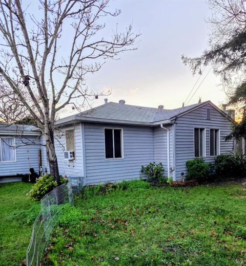 Photo of 105 Donaldson Way, American Canyon, CA 94503 (MLS # 325104609)