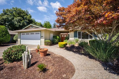 Photo of 7129 Oak Leaf Drive, Santa Rosa, CA 95409 (MLS # 326023647)