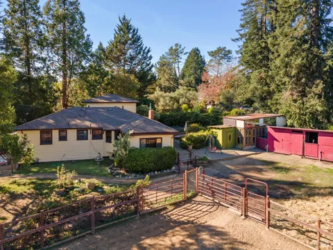 497 Pleasant Hill Road, Sebastopol, CA 95472 - #: 325094840