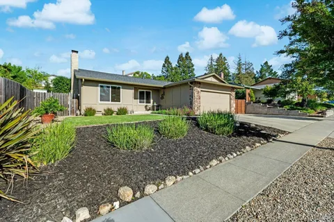 MLS: 325039032