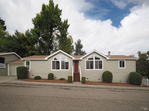 Photo of 115 School House Lane, Geyserville, CA 95441 (MLS # 325083955)