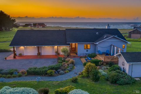 Photo of 19251 Monterey Avenue, Fort Bragg, CA 95437 (MLS # 326019903)