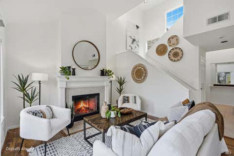 Featured picture for the property 326003499