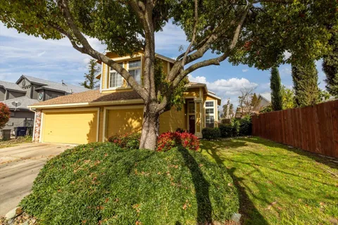8687 Bluefield Way, Sacramento, CA 95823 - MLS#: 225030106