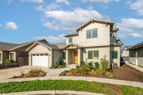 Photo of 320 Cecile Court, Napa, CA 94558 (MLS # 326006344)