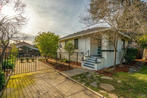 Photo of 2019 Brown Street, Napa, CA 94559 (MLS # 326004842)