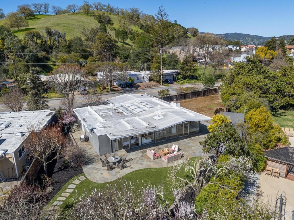 listing image 50