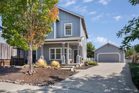 Photo of 1724 Palomino Court, Healdsburg, CA 95448 (MLS # 325087178)