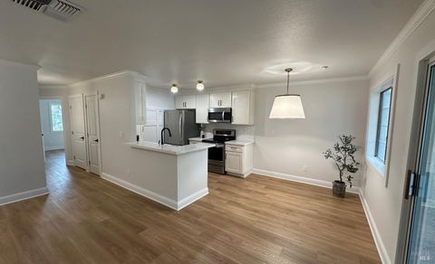Photo of 2001 Eastwood Drive #38, Vacaville, CA 95687 (MLS # 325098777)