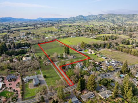 Photo of 1180 Monticello Road, Napa, CA 94558 (MLS # 325016633)