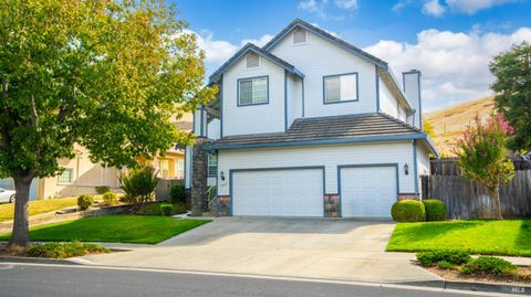 Photo of 2133 Hillridge Drive, Fairfield, CA 94534 (MLS # 325088720)