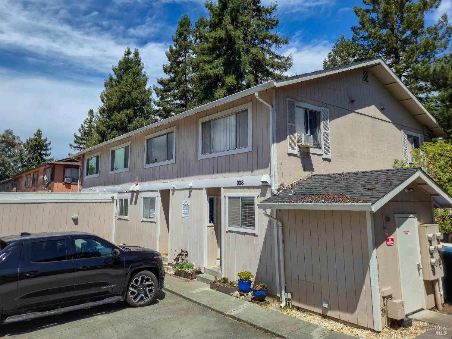 Rohnert Park, California 94928, United States, 8 Bedrooms Bedrooms, ,6 BathroomsBathrooms,Residential,Active,193771