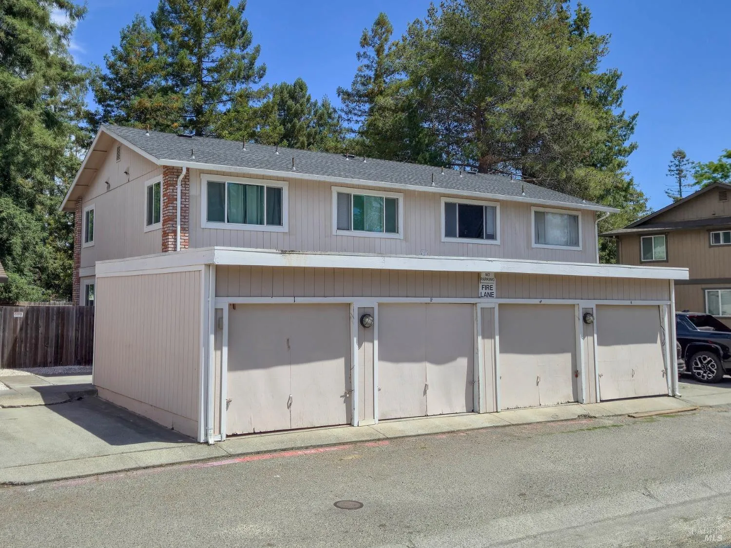 Rohnert Park, California 94928, United States, 8 Bedrooms Bedrooms, ,6 BathroomsBathrooms,Residential,Active,193771