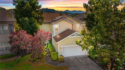 Photo of 56 Waterside Circle, San Rafael, CA 94903 (MLS # 325085749)