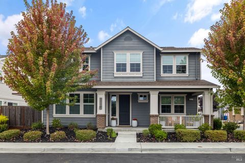 Photo of 7517 Windward Drive, Rohnert Park, CA 94928 (MLS # 325085118)