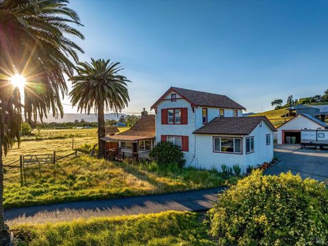 Photo of 2710 Knob Hill Road, Sonoma, CA 95476 (MLS # 325029984)